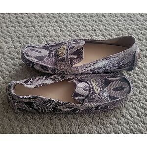 Cole Haan Shelby Driving Loafer Shoes Women 8.5B Gray Snakeskin Leather Moccasin